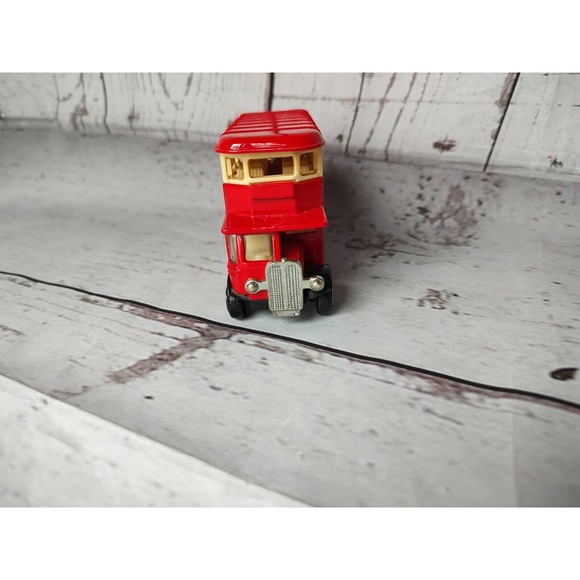 New York Statue of Liberty Double Decker Bus toy model closed top - Picture 2 of 7